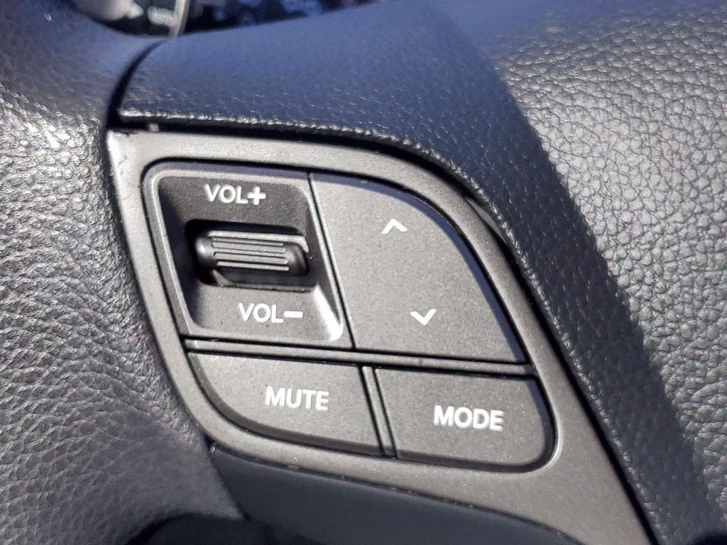 2017 Frost White Pearl Hyundai Santa Fe Sport 2.4 Base FWD SUV