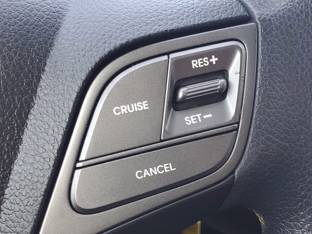 2017 Frost White Pearl Hyundai Santa Fe Sport 2.4 Base FWD SUV