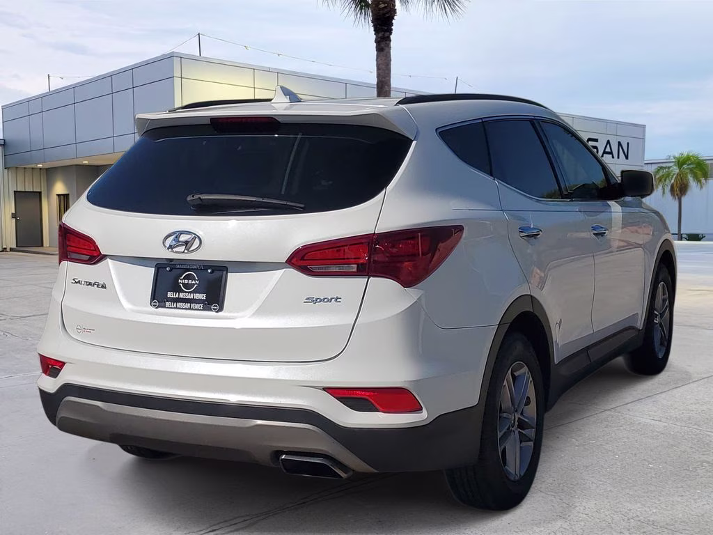 2017 Frost White Pearl Hyundai Santa Fe Sport 2.4 Base FWD SUV