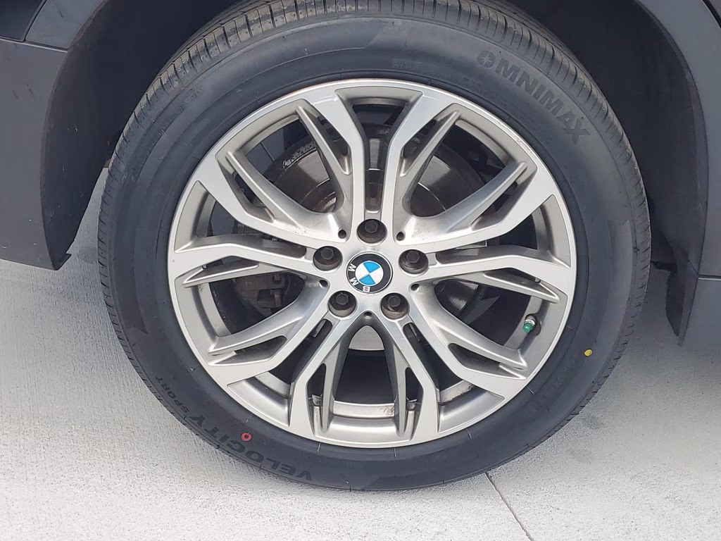 2020 Jet Black BMW X2 sDrive28i FWD SUV