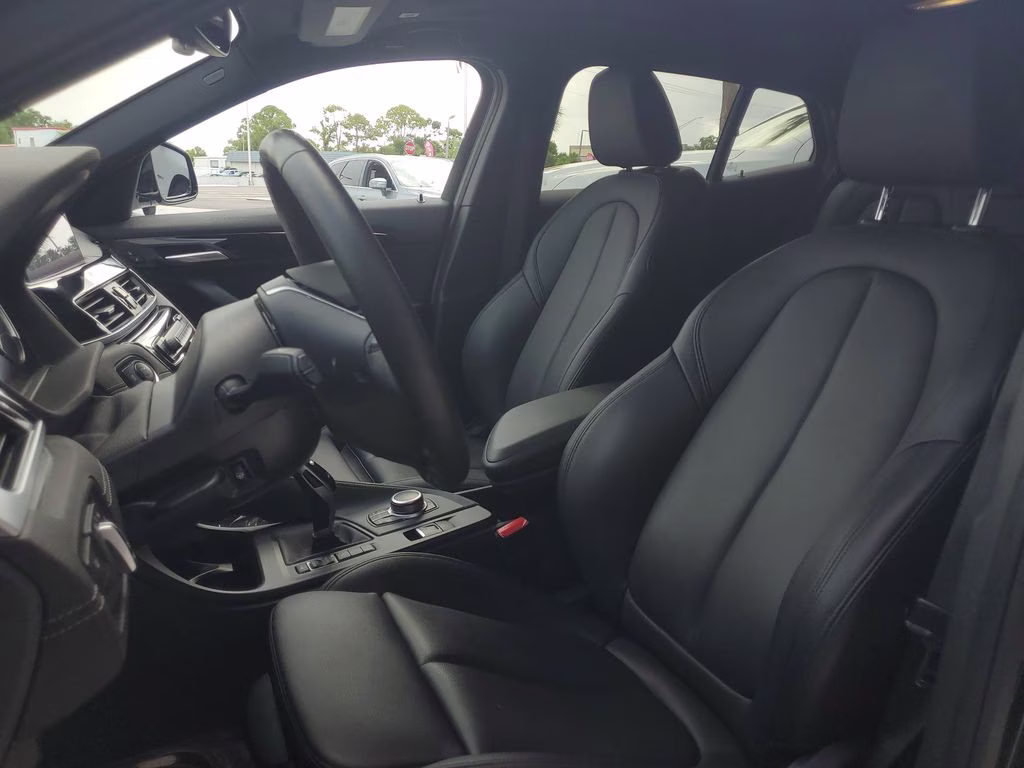 2020 Jet Black BMW X2 sDrive28i FWD SUV