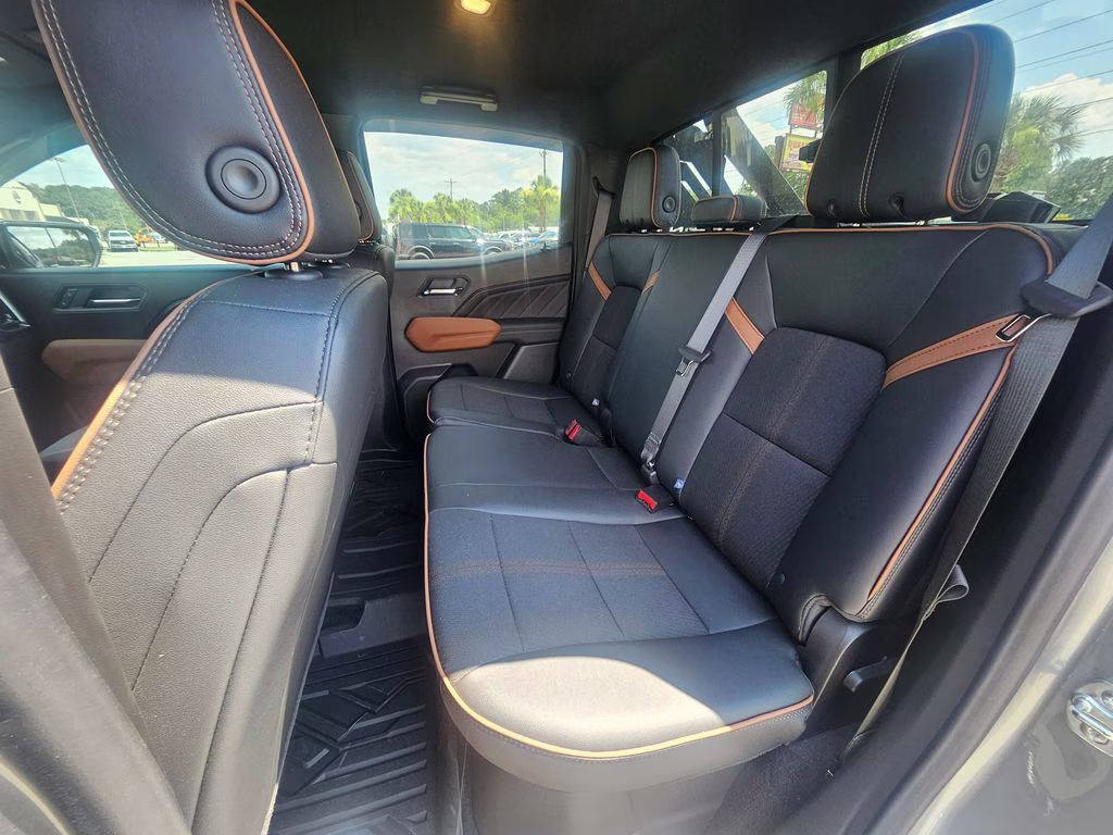 2025 Sterling Metallic GMC Canyon AT4 4X4 Truck