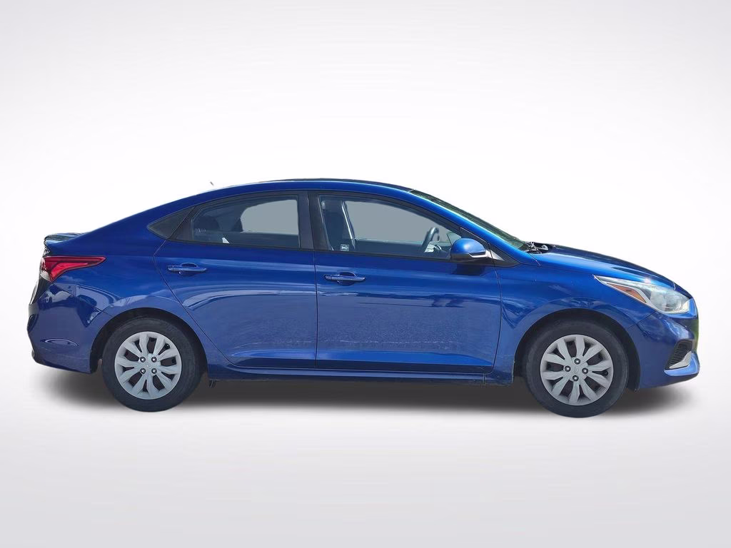 2019 Admiral Blue Pearl Hyundai Accent SE FWD Sedan