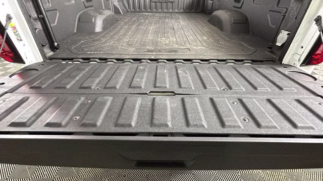 2023 Summit White GMC Sierra 3500HD SLT 4X4 Truck