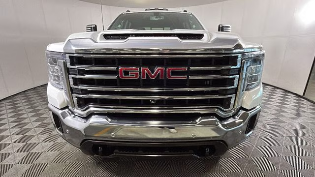 2023 Summit White GMC Sierra 3500HD SLT 4X4 Truck