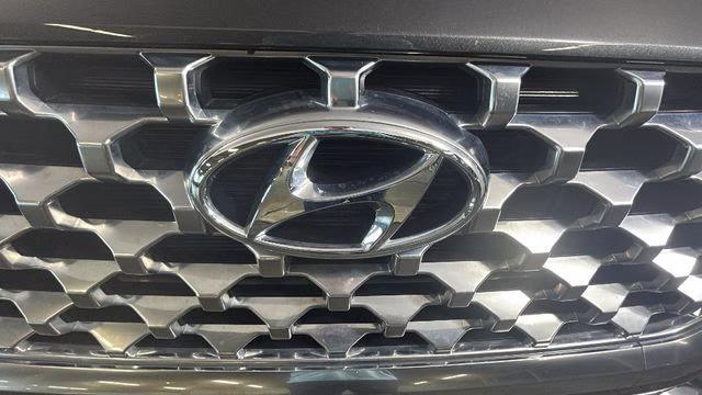 2022 Portofino Gray Hyundai Santa Fe SEL AWD SUV
