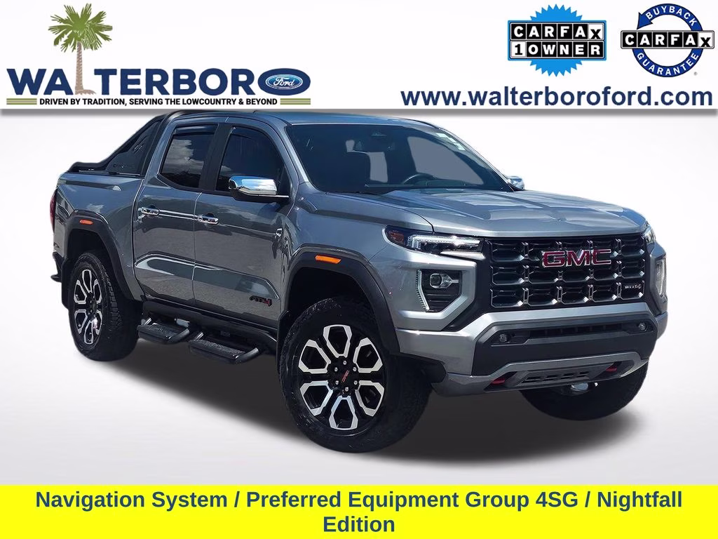 2025 Sterling Metallic GMC Canyon AT4 4X4 Truck