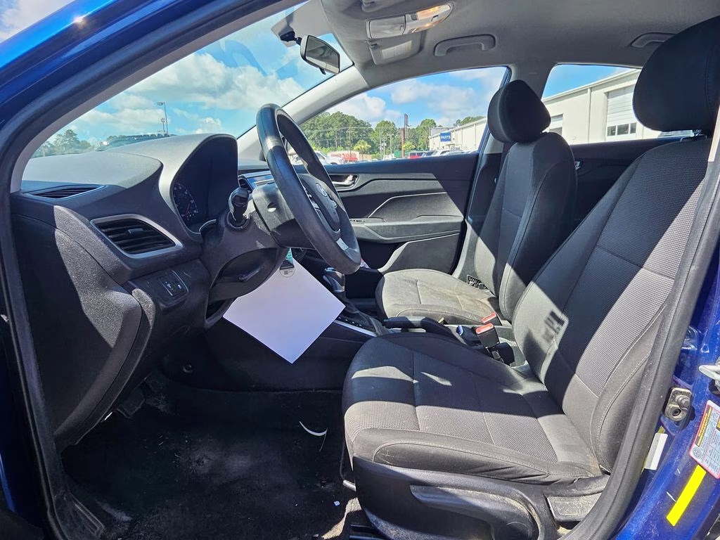 2019 Admiral Blue Pearl Hyundai Accent SE FWD Sedan