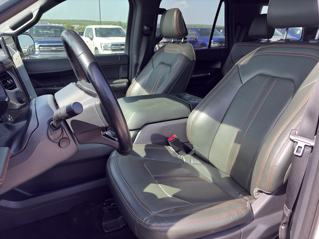 2022 Star White Metallic Tri-Coat Ford Expedition Timberline 4X4 SUV