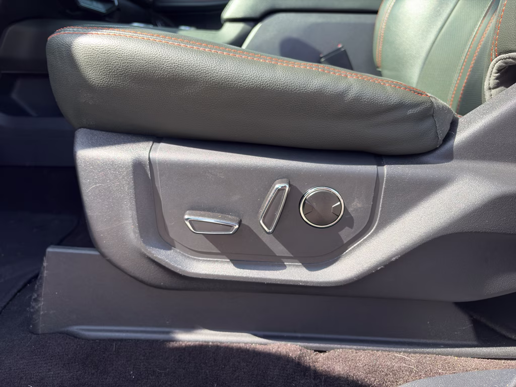 2022 Star White Metallic Tri-Coat Ford Expedition Timberline 4X4 SUV