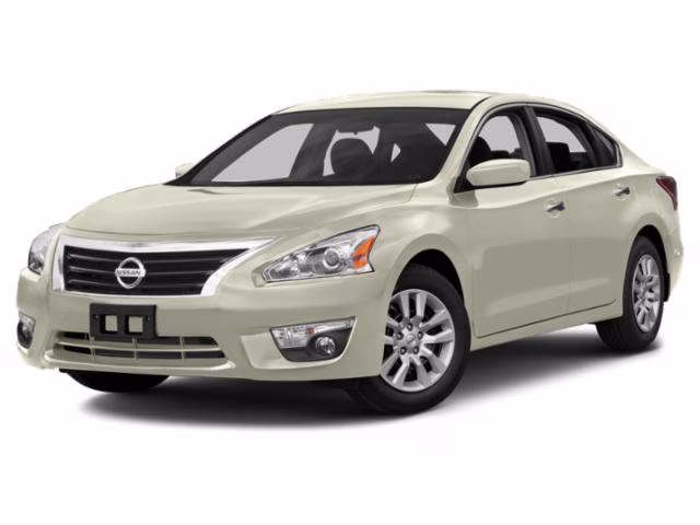 2015 Pearl White Nissan Altima 2.5 S FWD Sedan