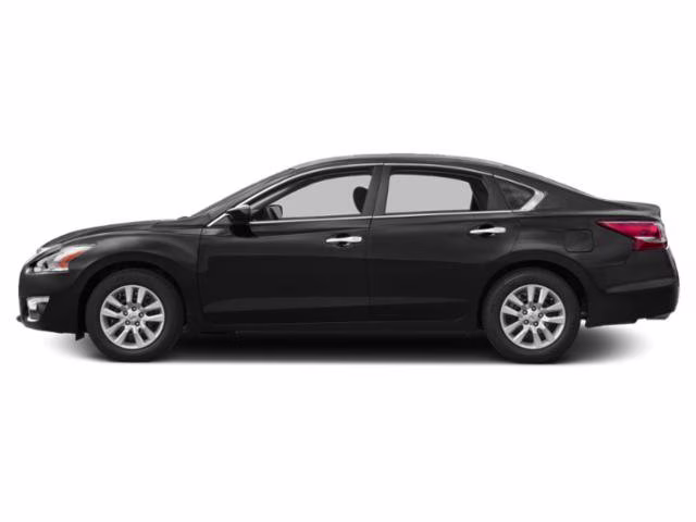 2015 Pearl White Nissan Altima 2.5 S FWD Sedan