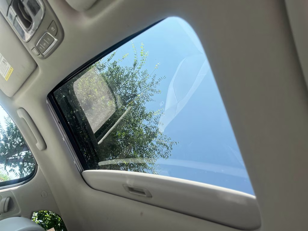 2022 Ebony Black Kia Telluride SX FWD SUV