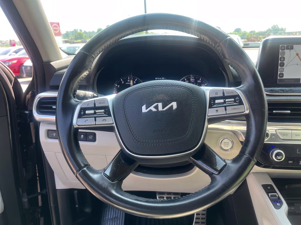 2022 Ebony Black Kia Telluride SX FWD SUV