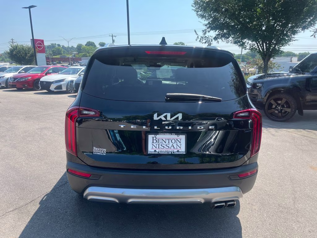 2022 Ebony Black Kia Telluride SX FWD SUV