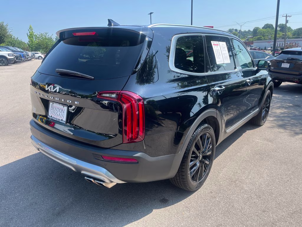 2022 Ebony Black Kia Telluride SX FWD SUV