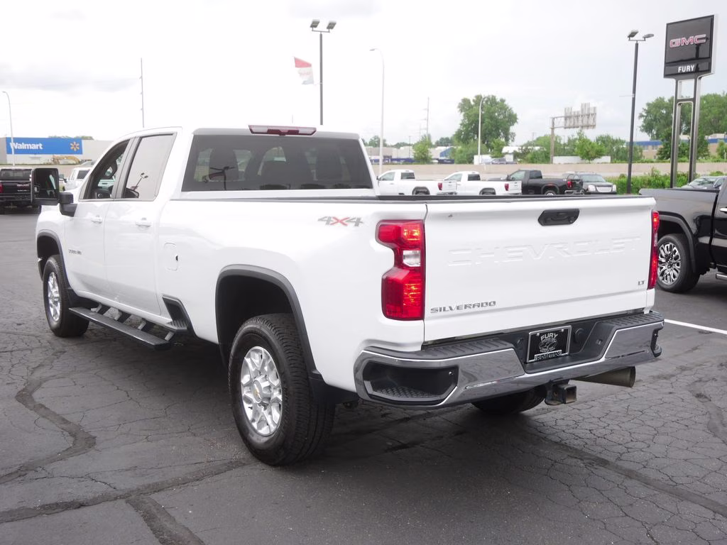 2022 Summit White Chevrolet Silverado 3500HD LT 4X4 Truck