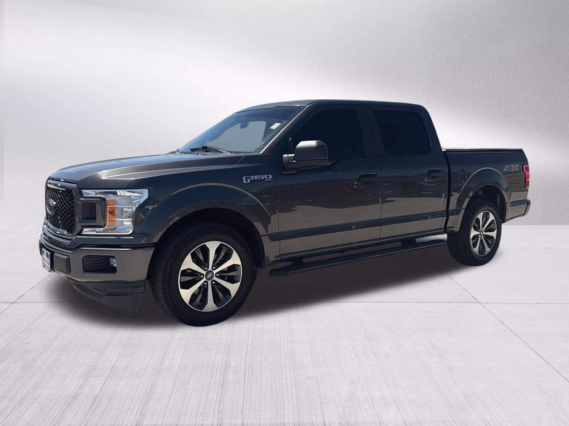 2019 Magnetic Metallic Ford F-150 XL RWD Truck