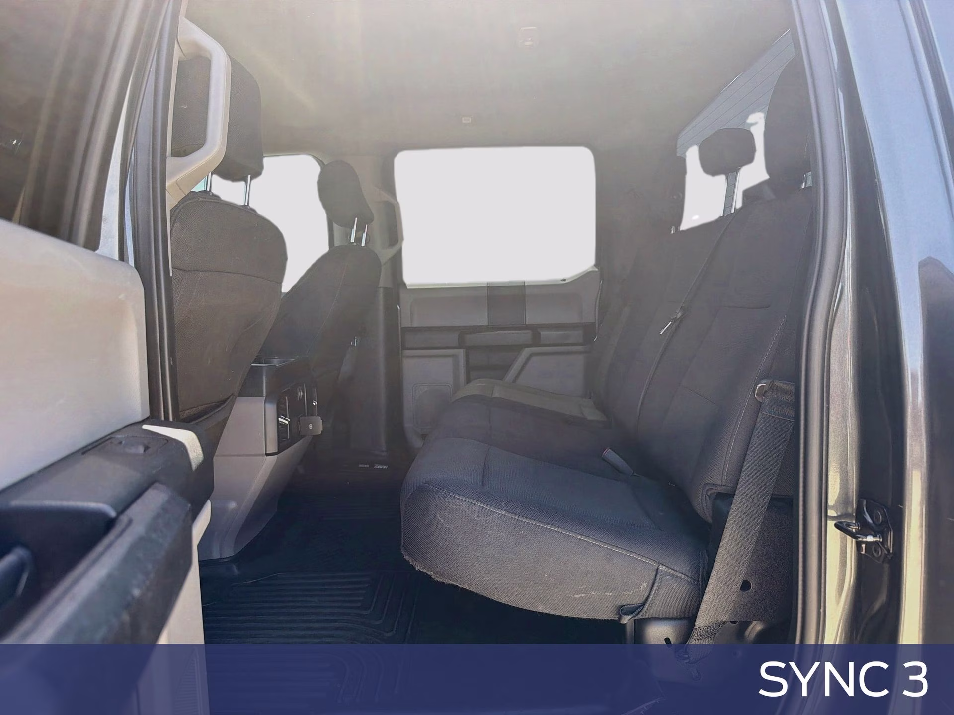 2019 Magnetic Metallic Ford F-150 XL RWD Truck