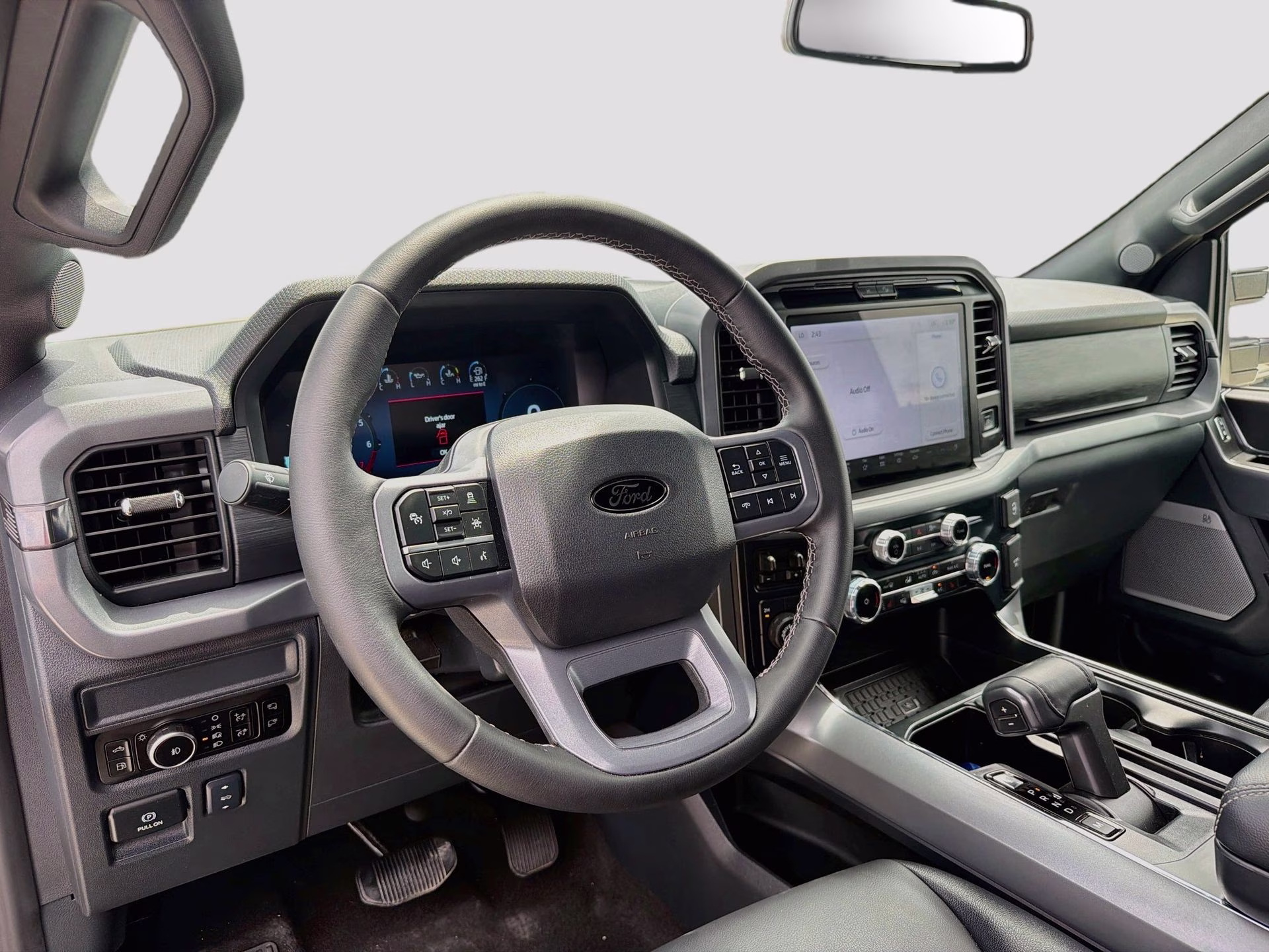 2025 Space White Metallic Ford F-150 XLT 4X4 Truck