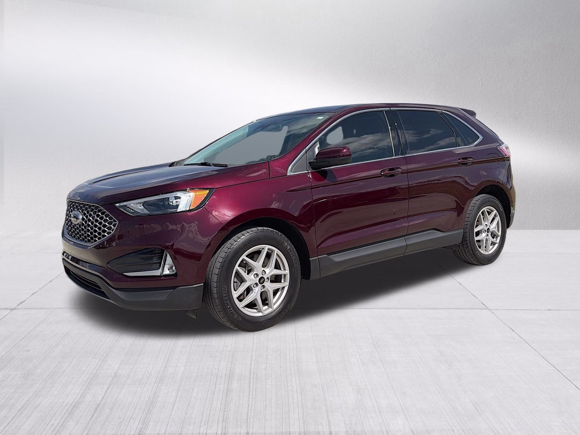 2023 Burgundy Velvet Metallic Tinted Clearcoat Ford Edge SEL AWD SUV