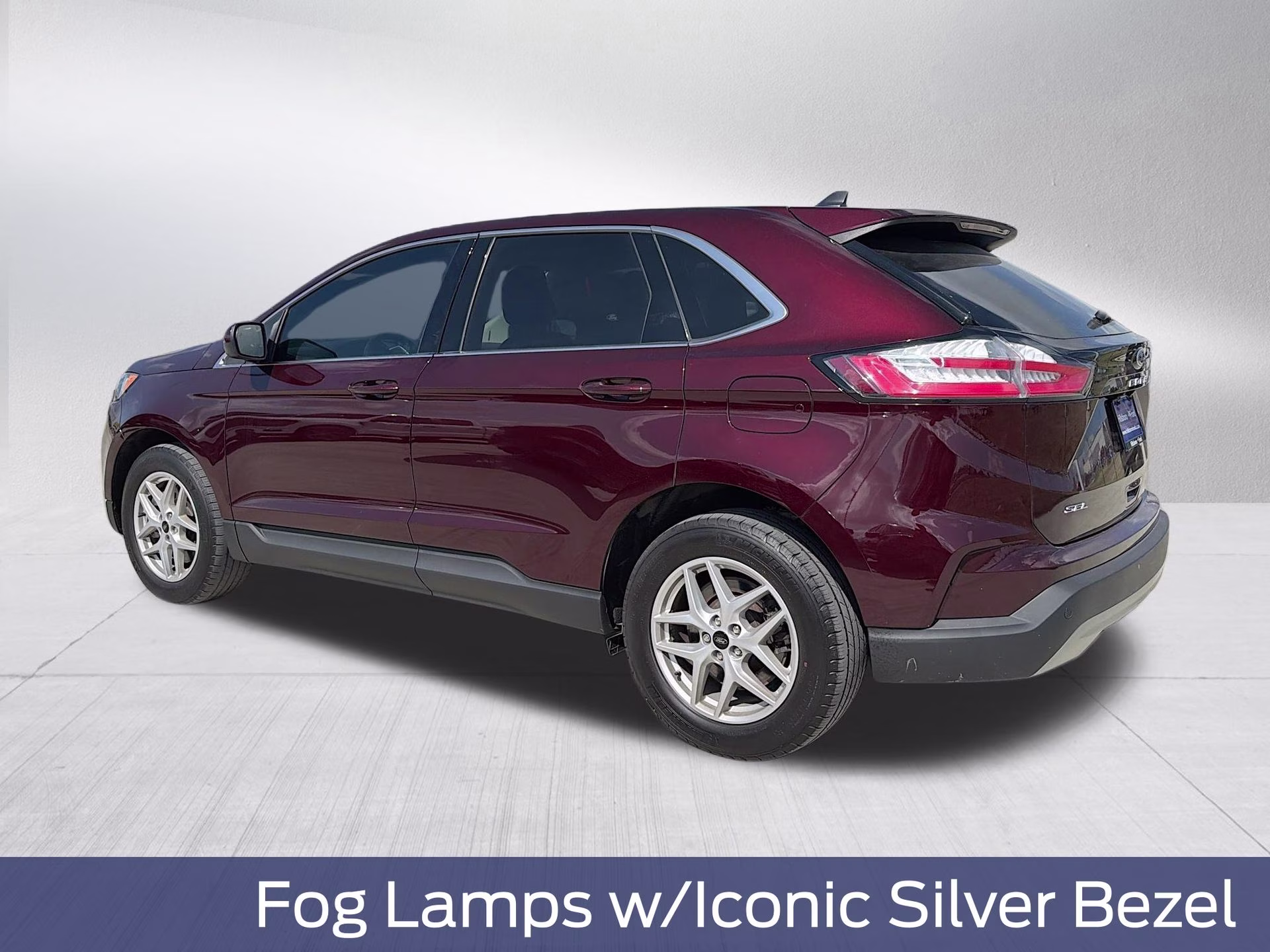 2023 Burgundy Velvet Metallic Tinted Clearcoat Ford Edge SEL AWD SUV