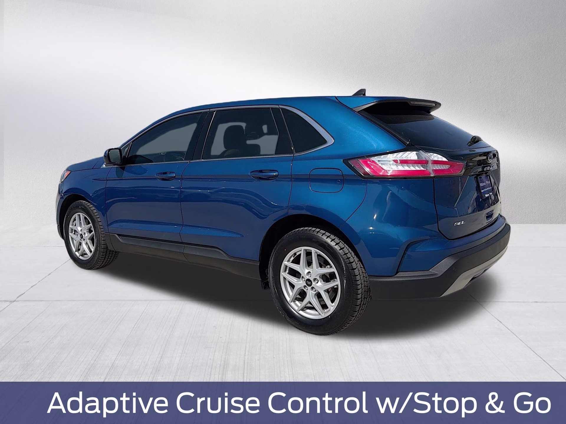 2024 Atlas Blue Metallic Ford Edge SEL AWD SUV