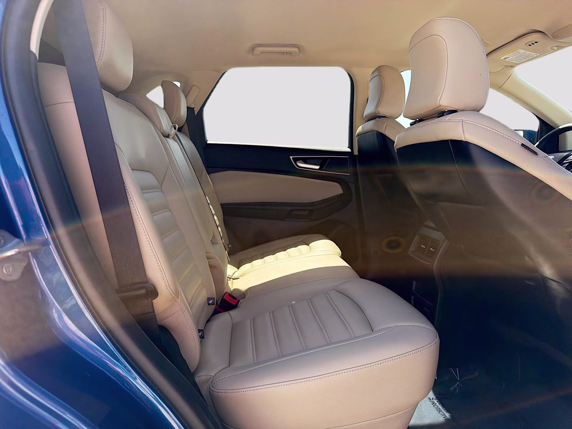 2024 Atlas Blue Metallic Ford Edge SEL AWD SUV