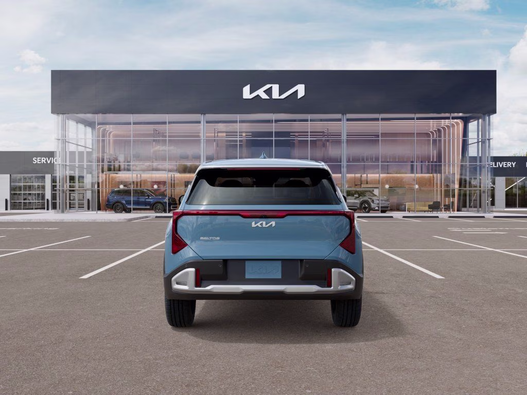 2027 Frost Blue Kia Seltos EX FWD SUV