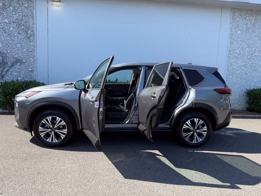 2023 Gun Metallic Nissan Rogue SV AWD SUV