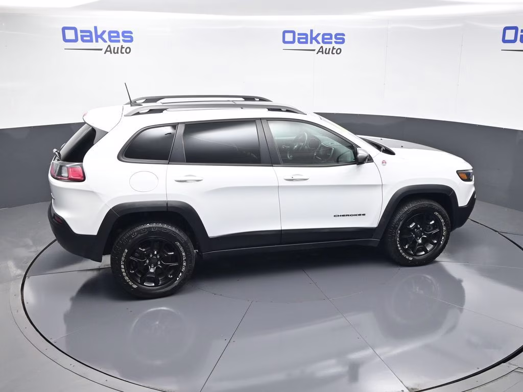 2019 Bright White Clearcoat Jeep Cherokee Trailhawk 4X4 SUV