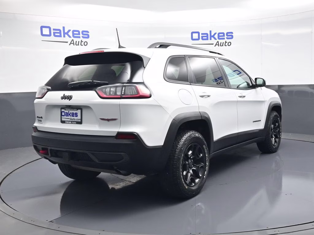 2019 Bright White Clearcoat Jeep Cherokee Trailhawk 4X4 SUV