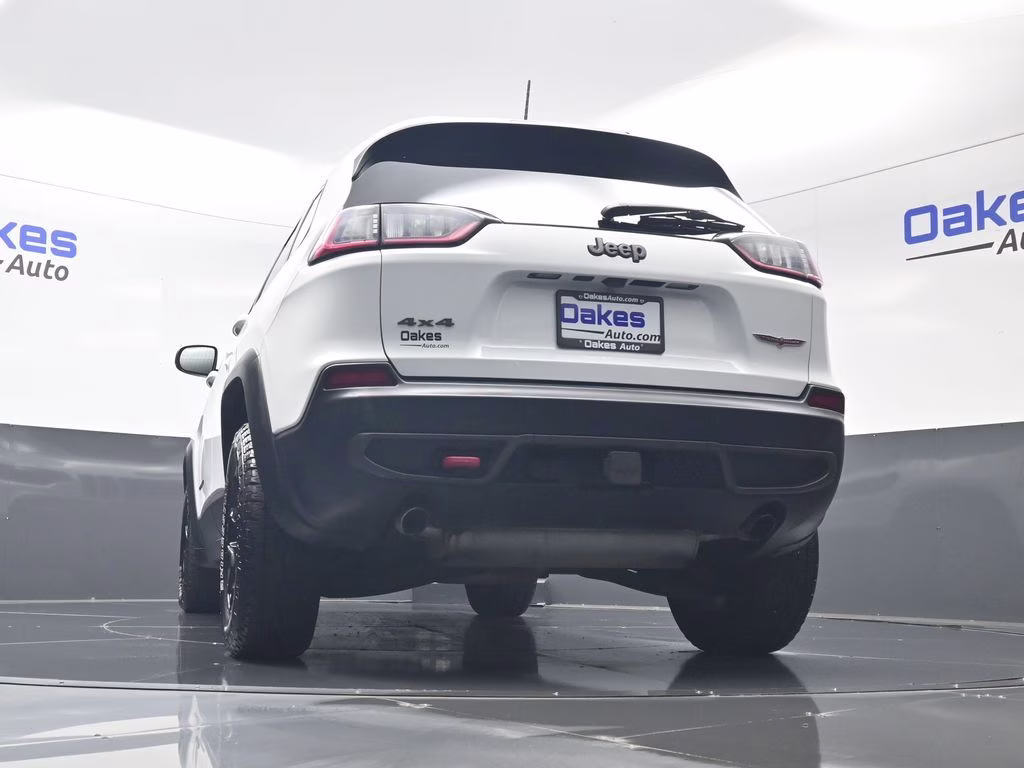 2019 Bright White Clearcoat Jeep Cherokee Trailhawk 4X4 SUV