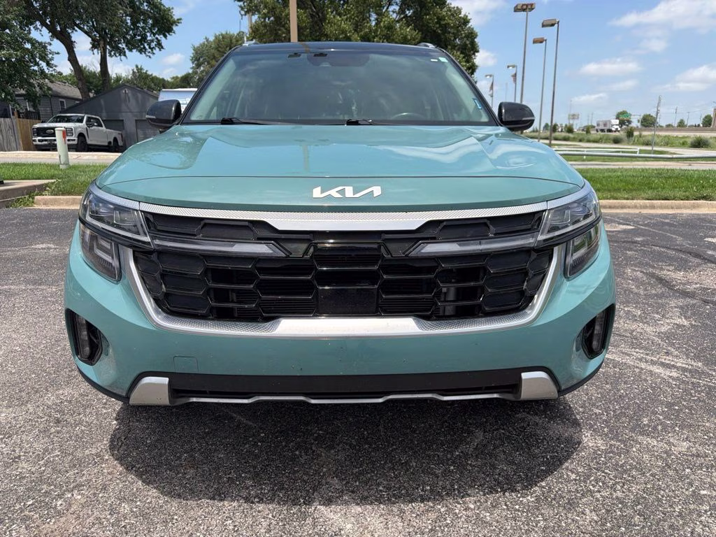 2024 Pluton Blue/Black Roof Kia Seltos SX AWD SUV