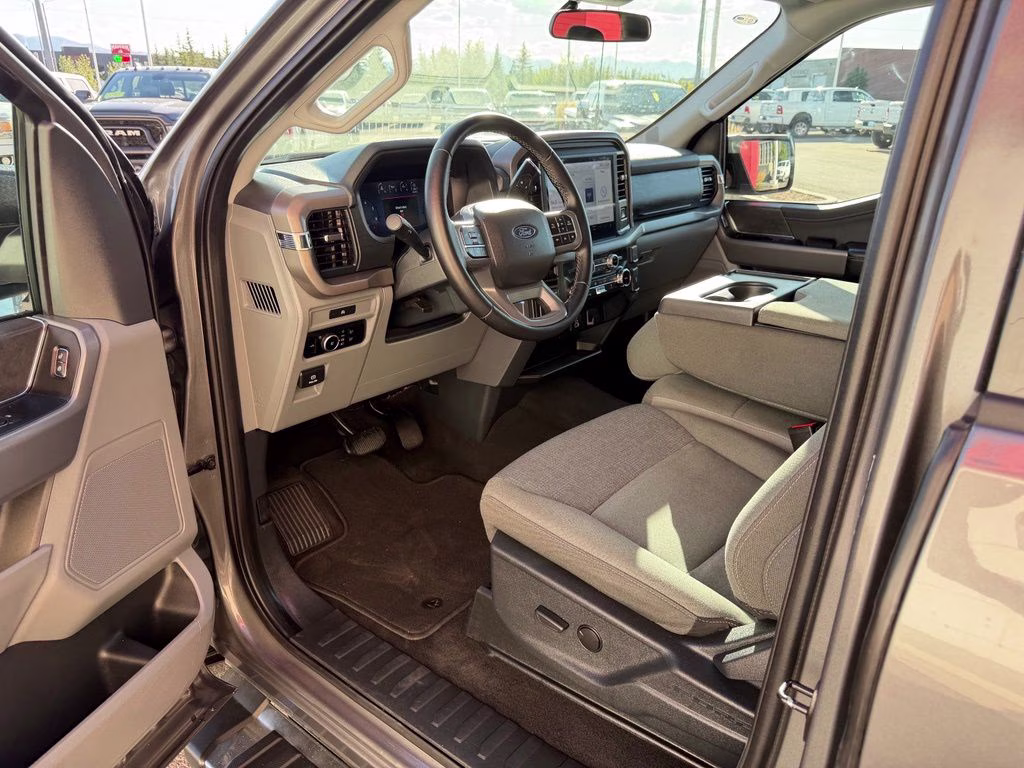 2025 Gray Ford F-150 XLT 4X4 Truck