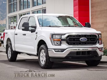 2023 Oxford White Ford F-150 XLT 4X4 Truck