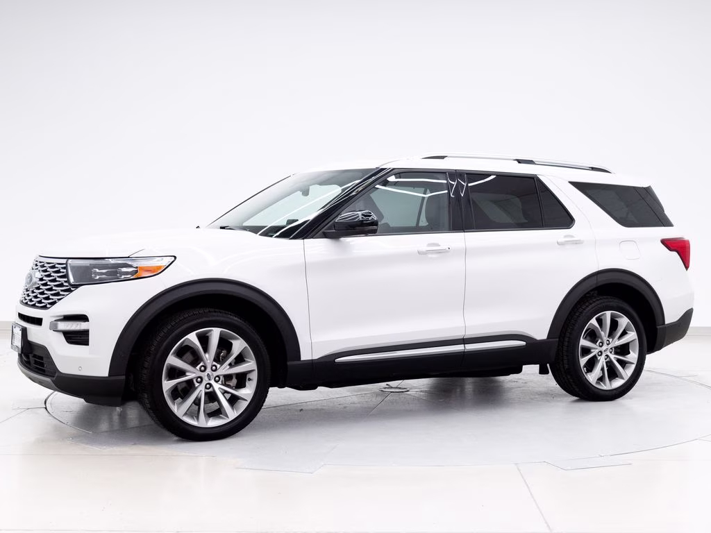 2021 White Metallic Ford Explorer Platinum 4X4 SUV