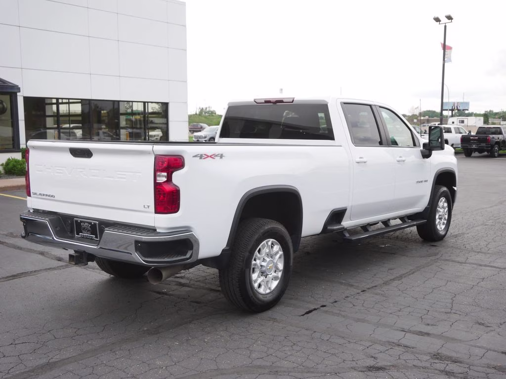 2022 Summit White Chevrolet Silverado 3500HD LT w/ 1LT & Convenience Pckg 4X4 Truck