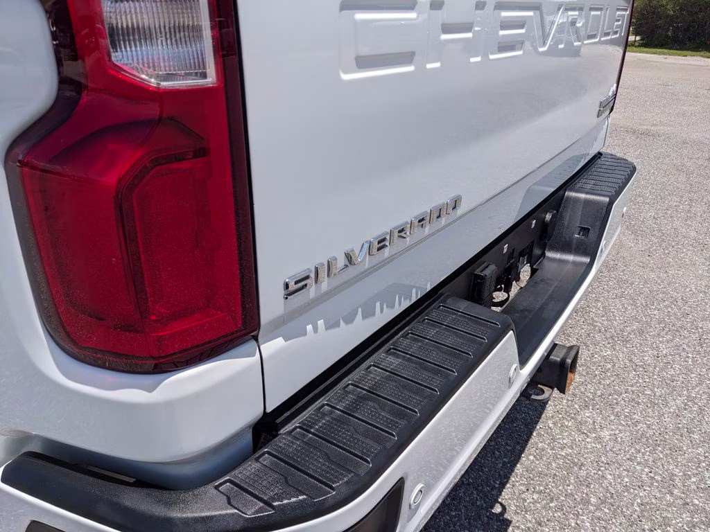 2020 Summit White Chevrolet Silverado 3500HD High Country 4X4 Truck
