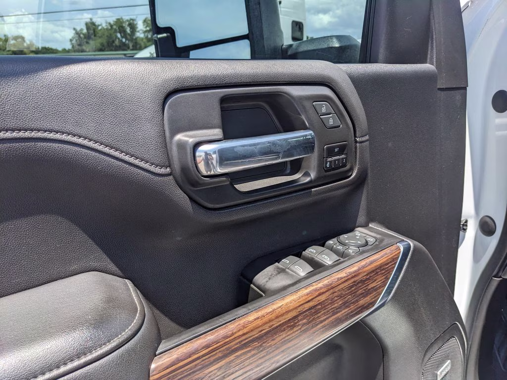 2020 Summit White Chevrolet Silverado 3500HD High Country 4X4 Truck
