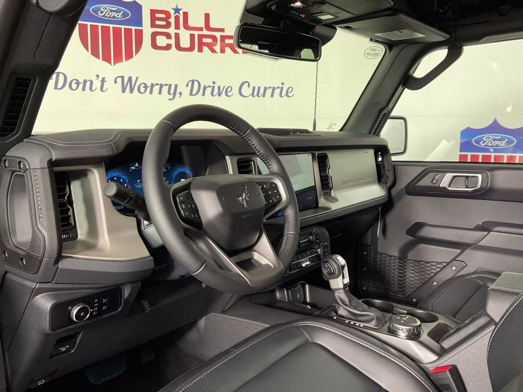 2026 Oxford White Ford Bronco Outer Banks 4X4 SUV