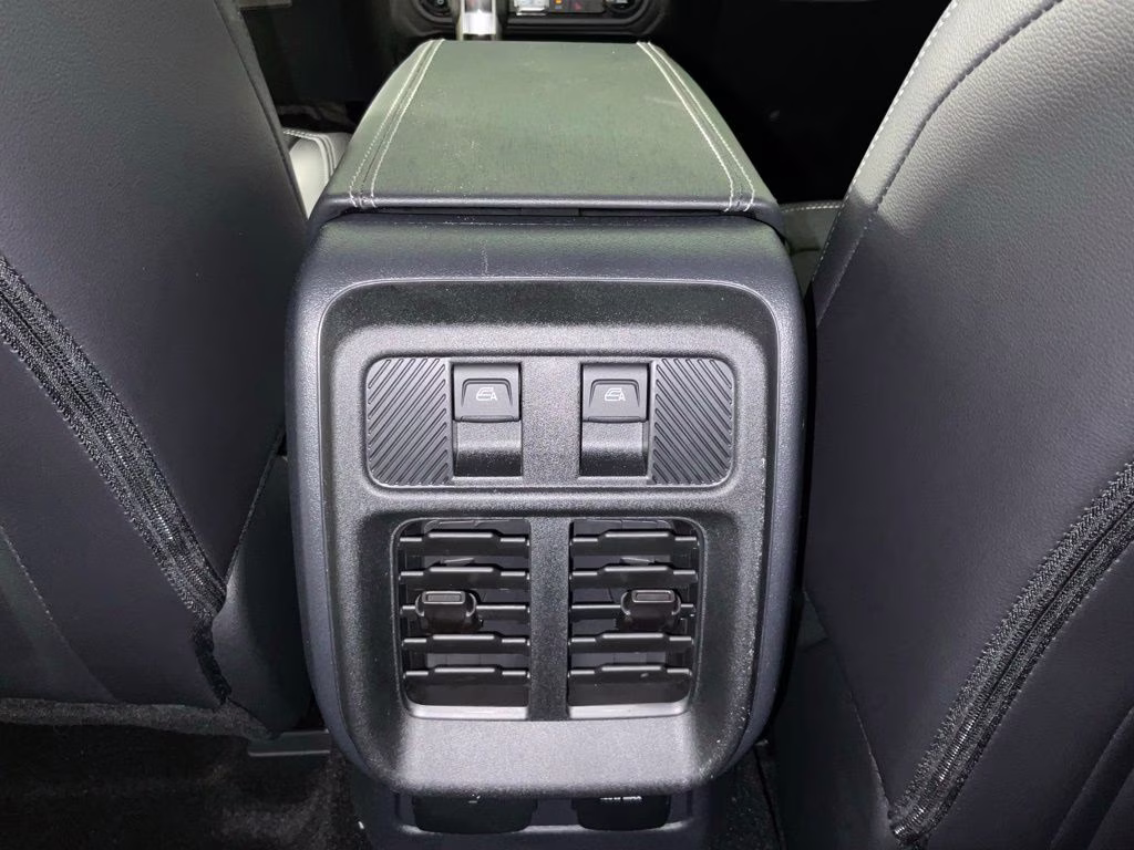 2026 Oxford White Ford Bronco Outer Banks 4X4 SUV