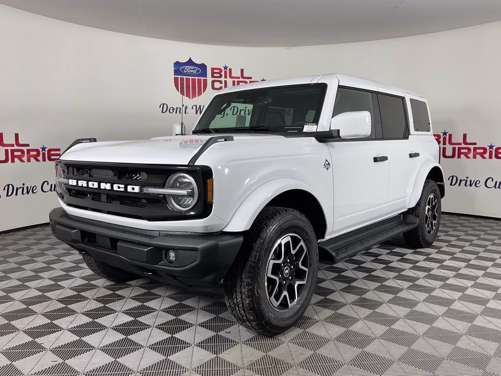 2026 Oxford White Ford Bronco Outer Banks 4X4 SUV