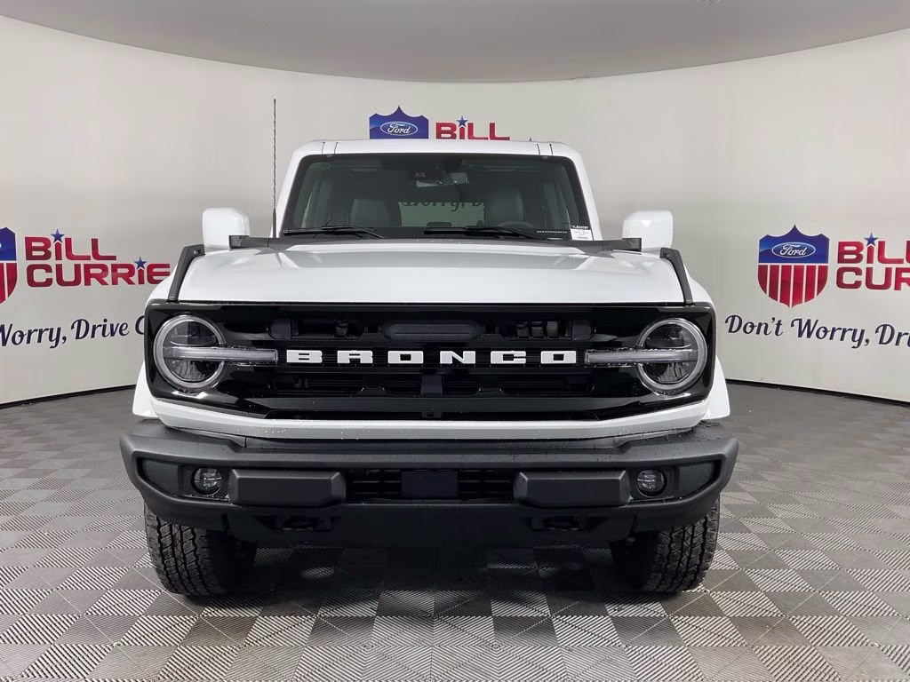 2026 Oxford White Ford Bronco Outer Banks 4X4 SUV