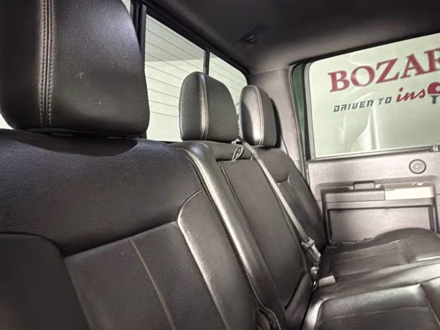 2013 Green Ford Super Duty F-250 SRW Lariat 4X4 Truck