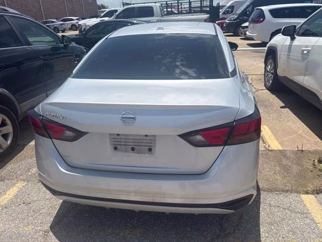 2020 Brilliant Silver Metallic Nissan Altima 2.5 S FWD Sedan