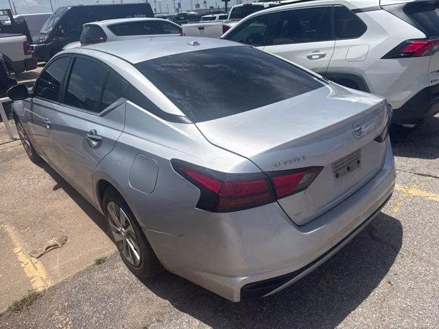 2020 Brilliant Silver Metallic Nissan Altima 2.5 S FWD Sedan