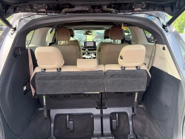 2021 Predawn Gray Mica Toyota Sienna XLE AWD Van