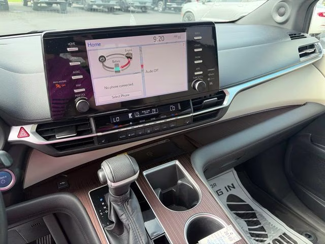 2021 Predawn Gray Mica Toyota Sienna XLE AWD Van