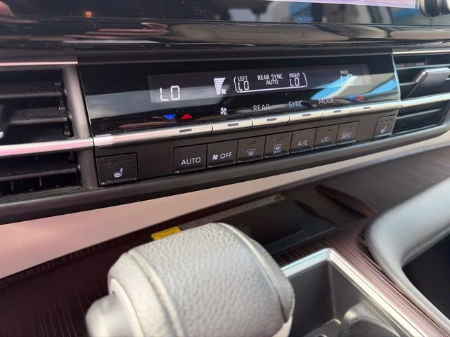 2021 Predawn Gray Mica Toyota Sienna XLE AWD Van